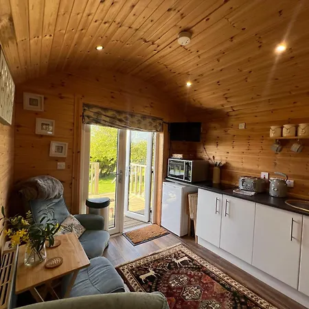 A Unique & Tranquil Smallholding Retreat シャレー